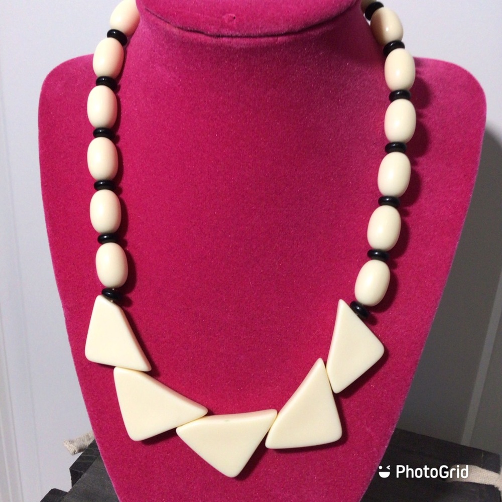 Vintage Mid Century Art Deco Necklace
